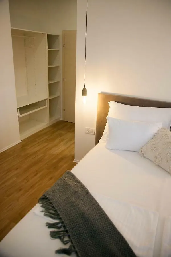 Soukki Town Centre Suites 1 Split Guest house