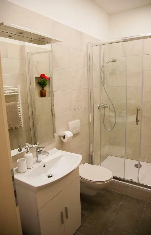 Soukki Town Centre Suites 1 Split 0*,  Kroatien